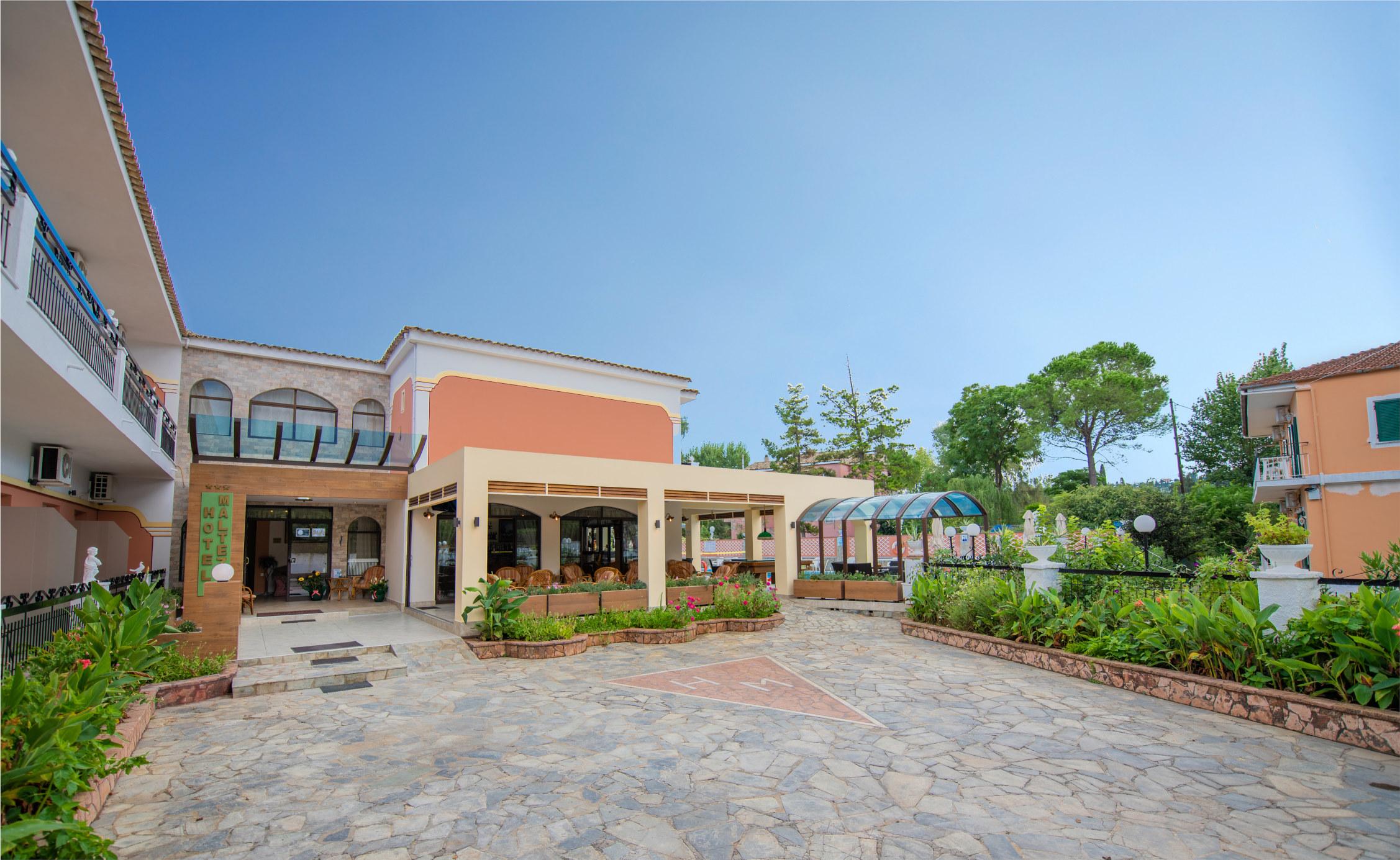 Maltezos Hotel Gouvia Bagian luar foto