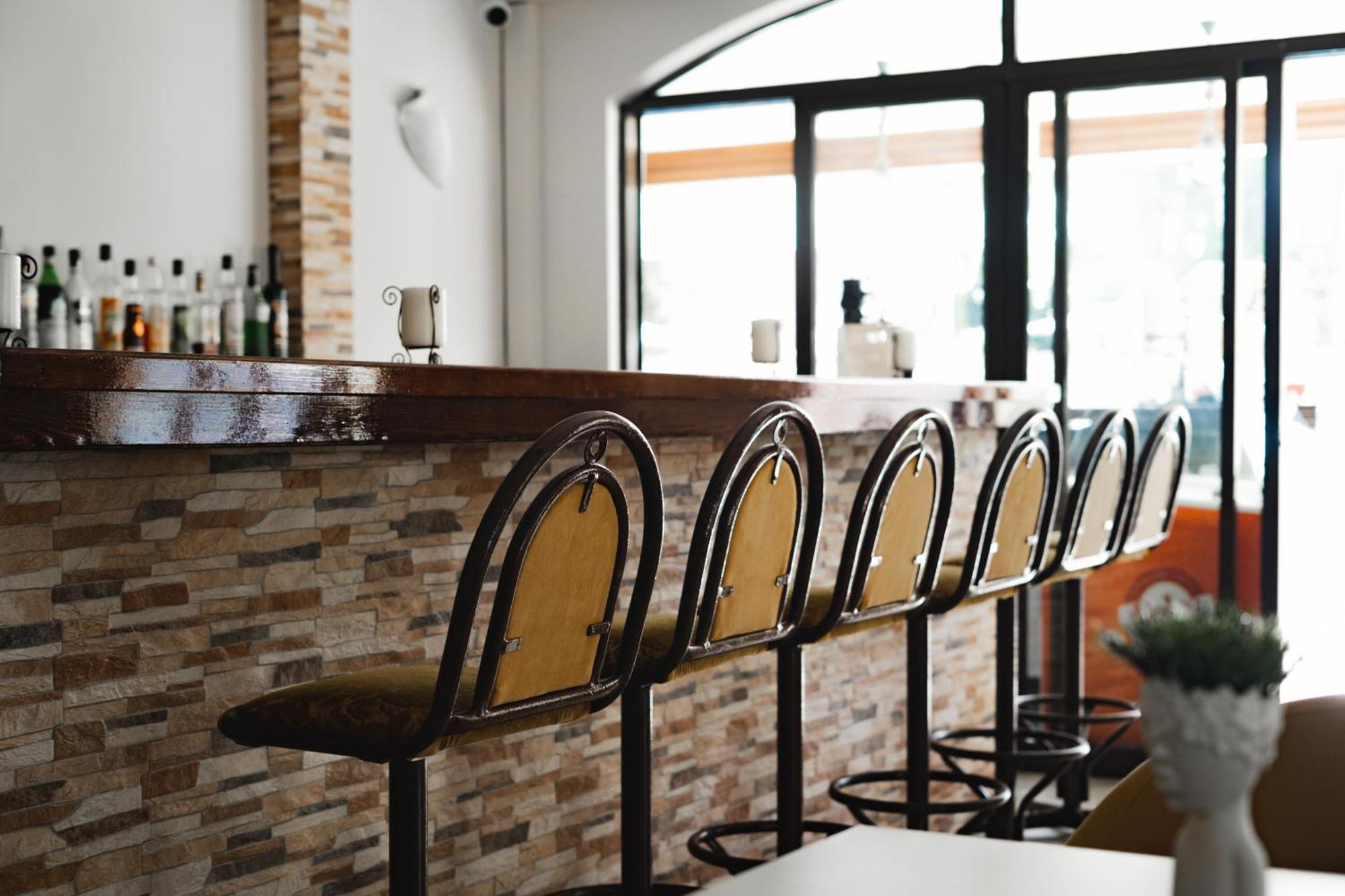 Maltezos Hotel Gouvia Bagian luar foto