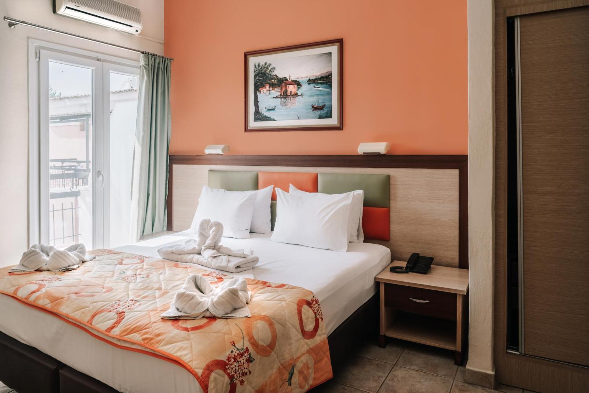 Maltezos Hotel Gouvia Bagian luar foto